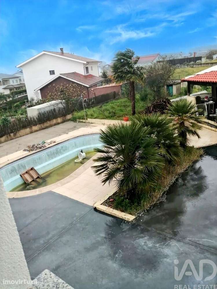 Casa T4 em Vale de Anta de 225,00 m2 - Grande imagem: 3/30