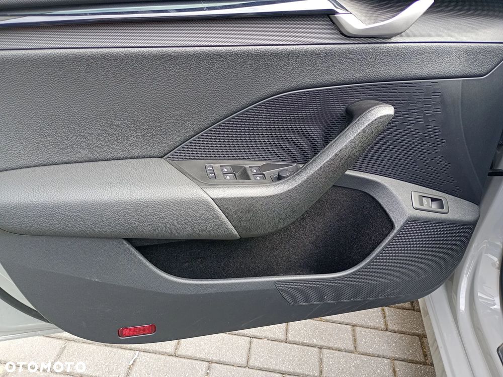 Skoda Octavia 1.5 TSI mHEV Sportline DSG - 21