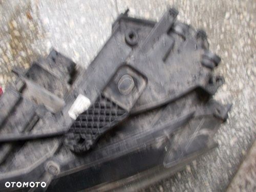 AUDI Q3 I BI-XENON LEWY PRZOD LED 8U0941003H - 4