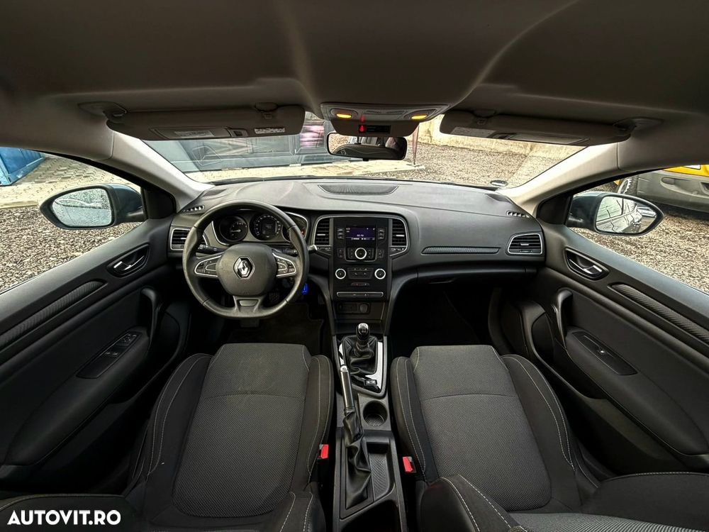 Renault Megane ENERGY TCe 100 LIFE - 3