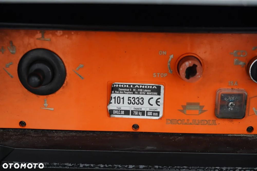 Iveco DAILY 35-160 / KONTENER 4,3 M / WINDA DHOLLANDIA  / BLIŹNIAK   DMC: 3500 KG /  2021 - 24