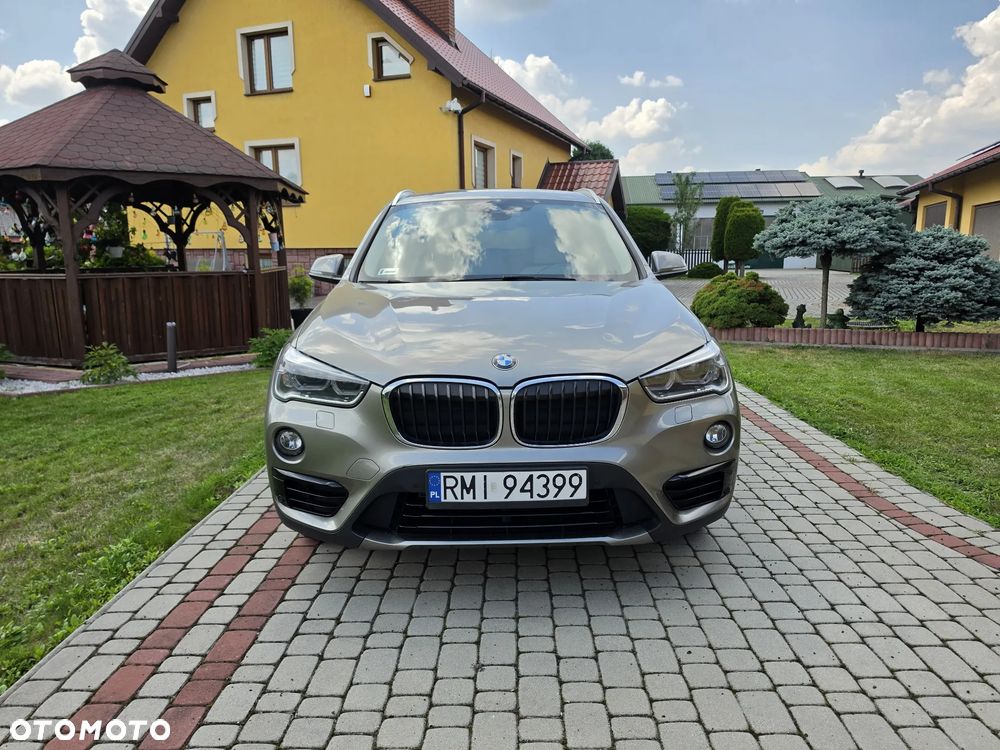BMW X1 xDrive18d - 6
