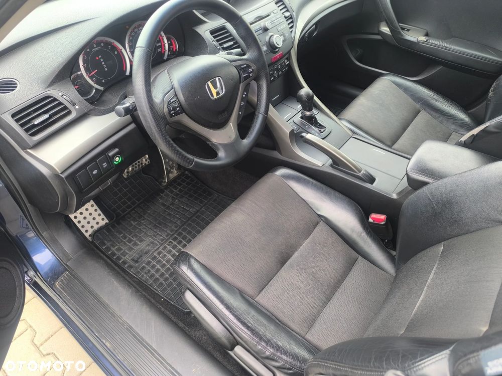 Honda Accord 2.4 Executive - 8