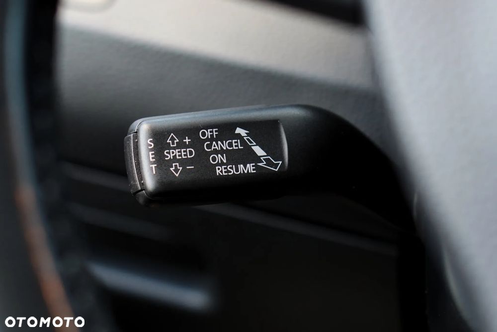 Volkswagen Passat 1.4 TSI Trendline - 16