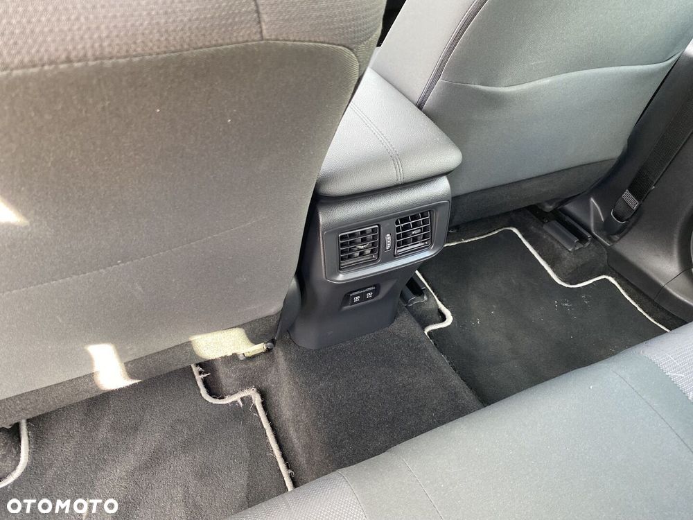Toyota RAV4 - 24