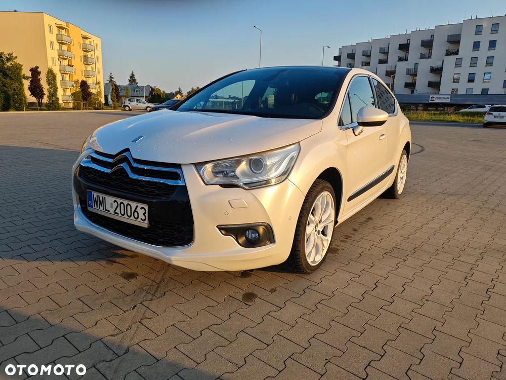 Citroën DS4 1.6 THP SportChic - 1