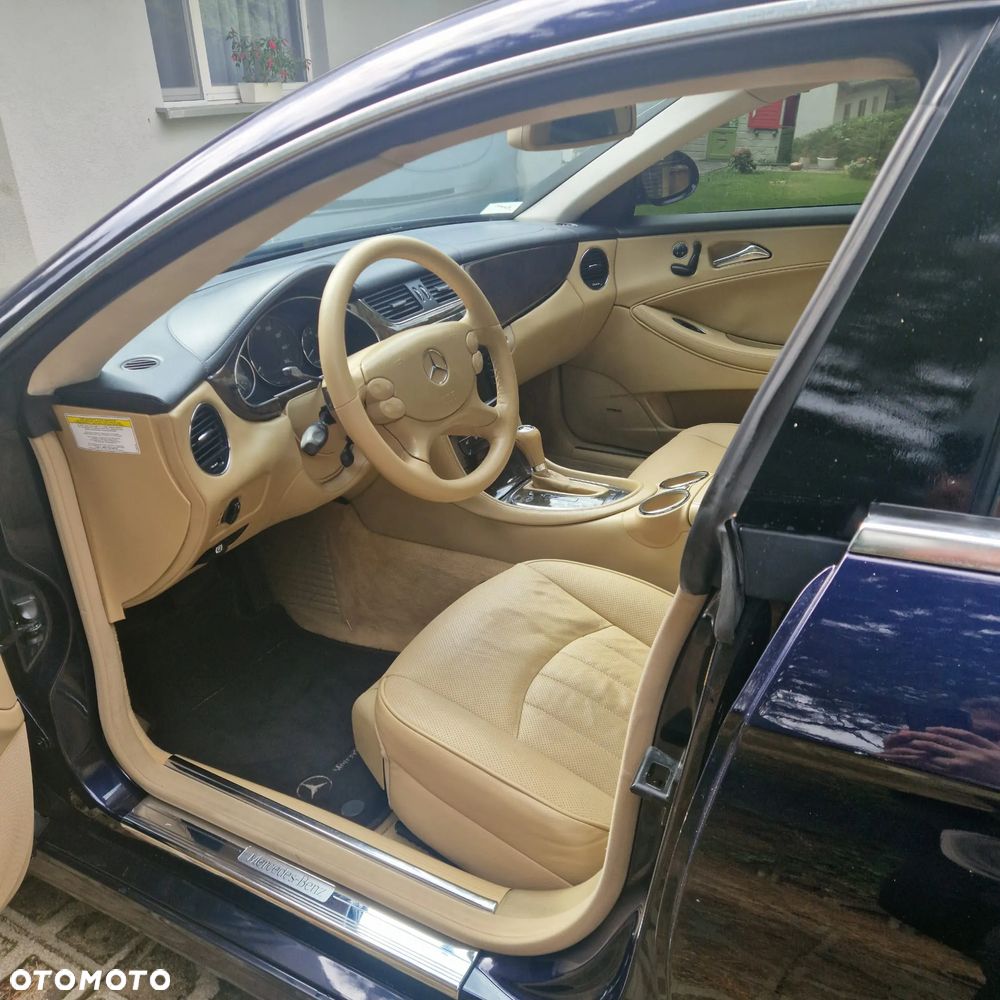 Mercedes-Benz CLS 500 - 13