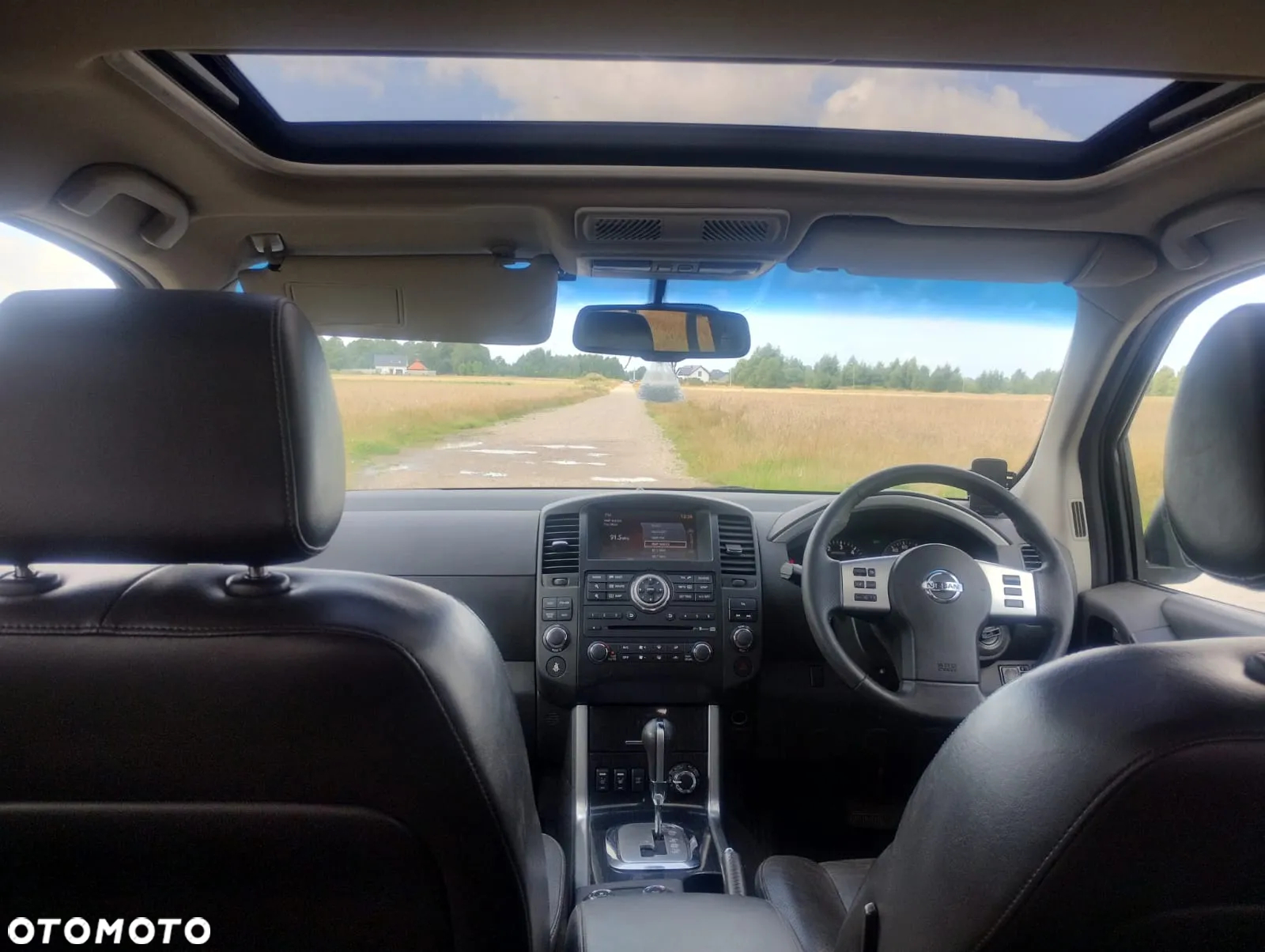 Nissan Pathfinder 2.5 dCi SE - 5
