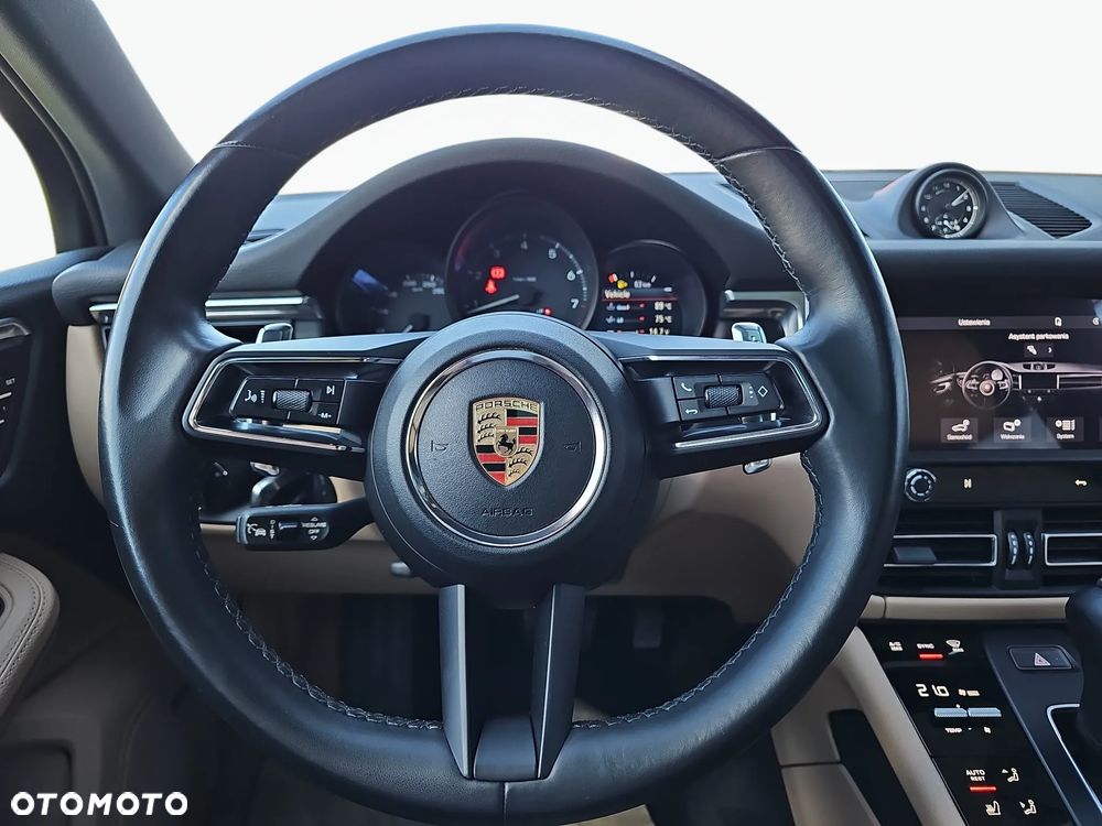 Porsche Macan Standard - 19
