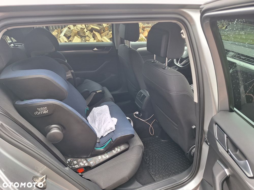 Volkswagen Passat 2.0 TDI EVO Business DSG - 8