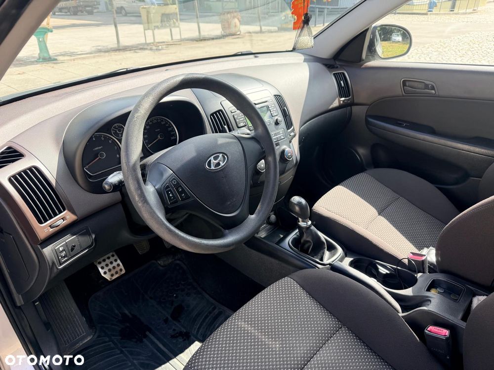 Hyundai i30 1.4 Base - 6