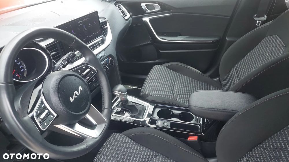 Kia Ceed 1.5 T-GDI GT-Line DCT - 32