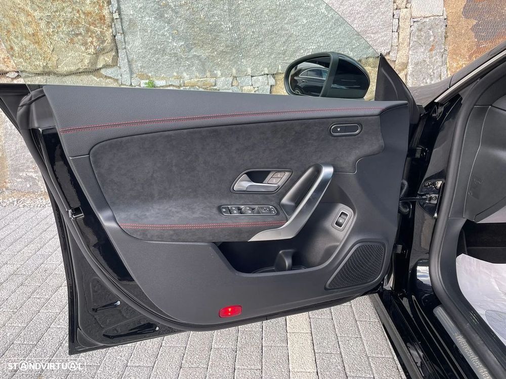 Mercedes-Benz CLA 250 e - 9