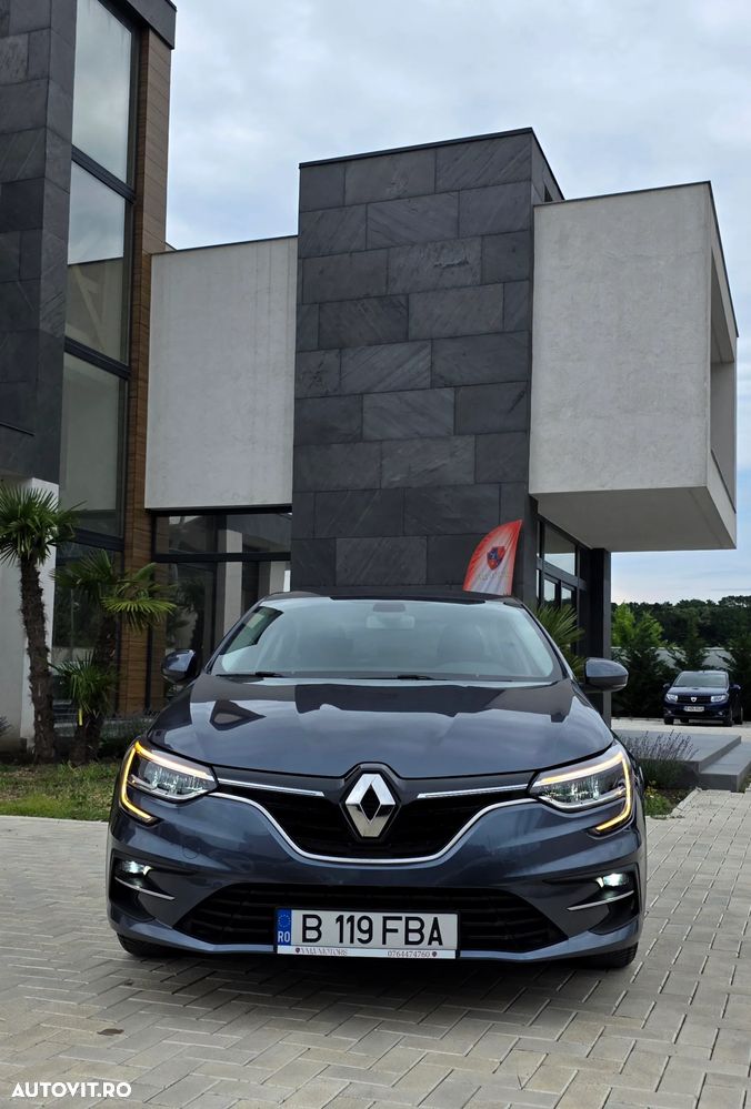 Renault Megane TCe 140 GPF Equilibre - 2