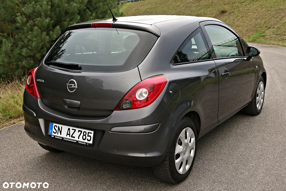 Opel Corsa 1.4 16V Active - 22