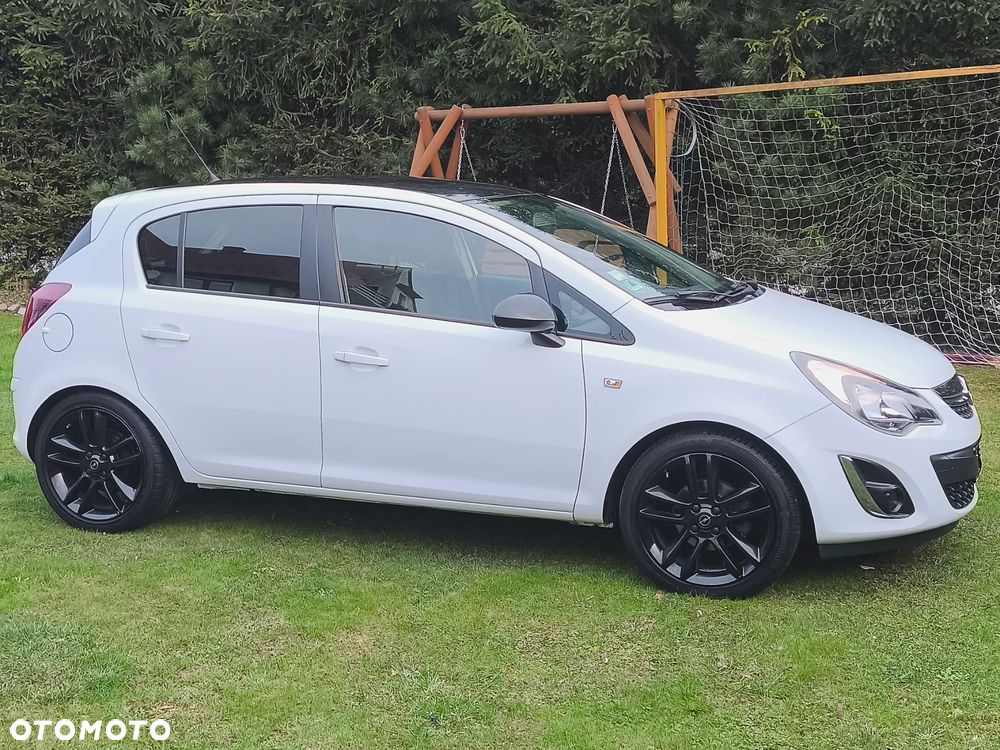 Opel Corsa 1.4 16V Color Edition - 15