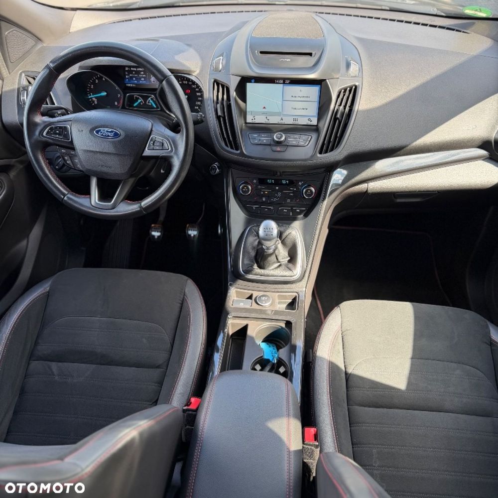 Ford Kuga - 28