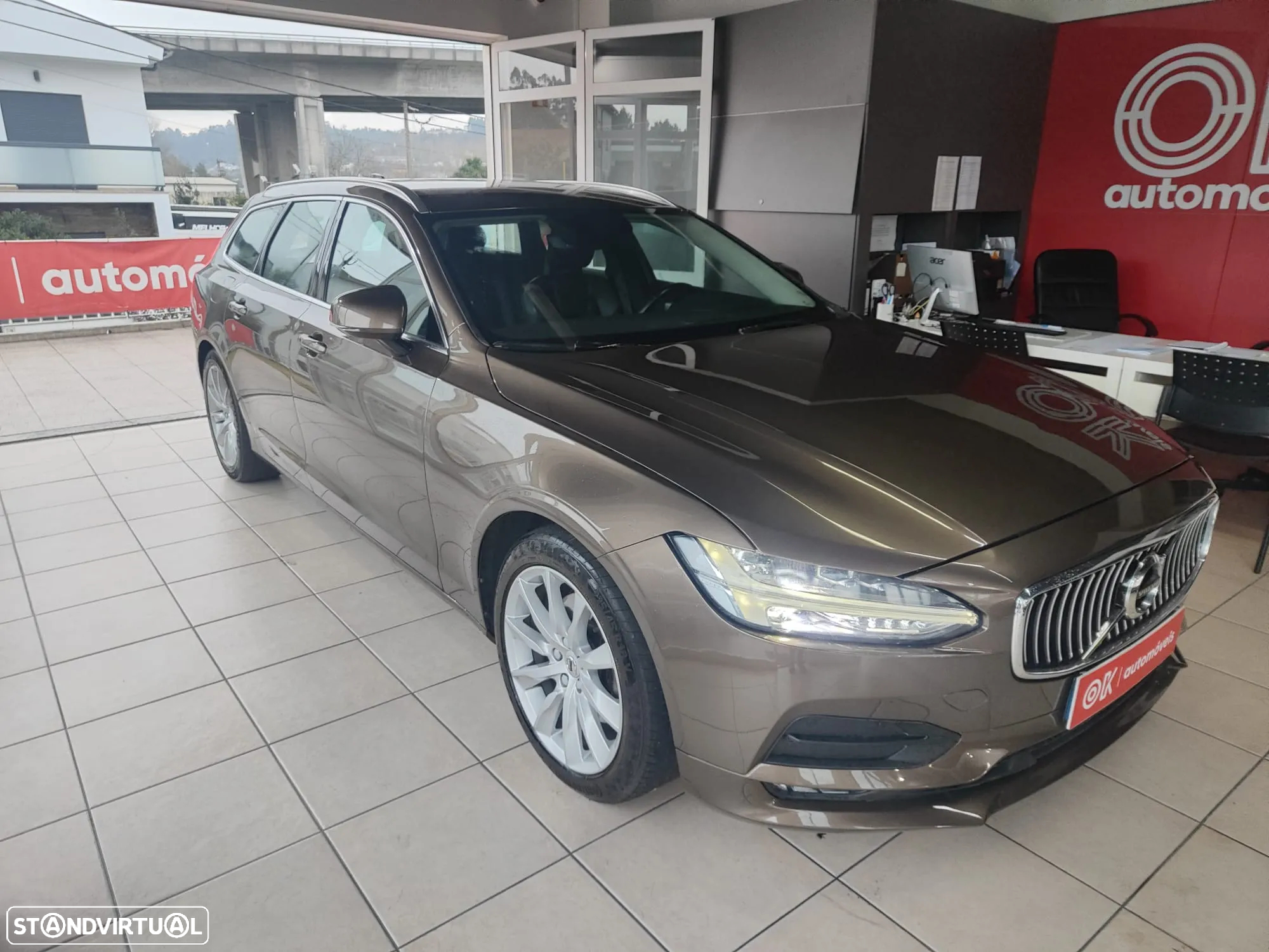 Volvo V90 2.0 D4 Momentum Plus Geartronic - 2