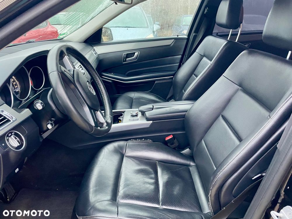 Mercedes-Benz Klasa E 220 BlueTEC 9G-TRONIC - 2