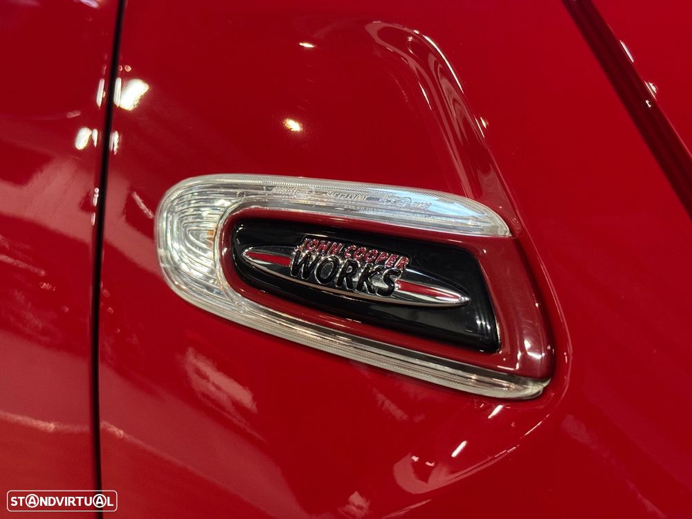 MINI 3 Portas Cooper SD Auto Desportiva - 4