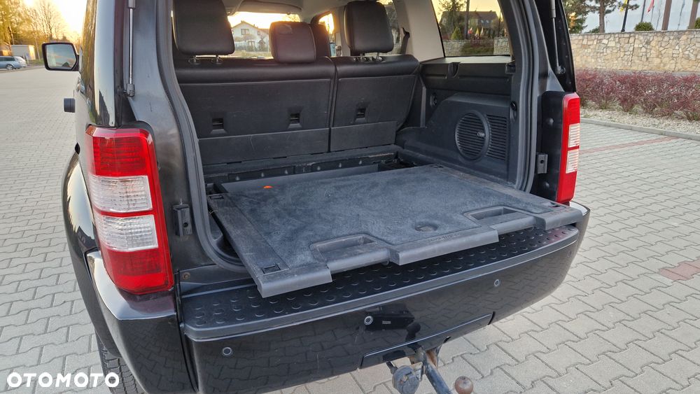 Dodge Nitro 2.8 CRD DPF Automatik R/T - 23