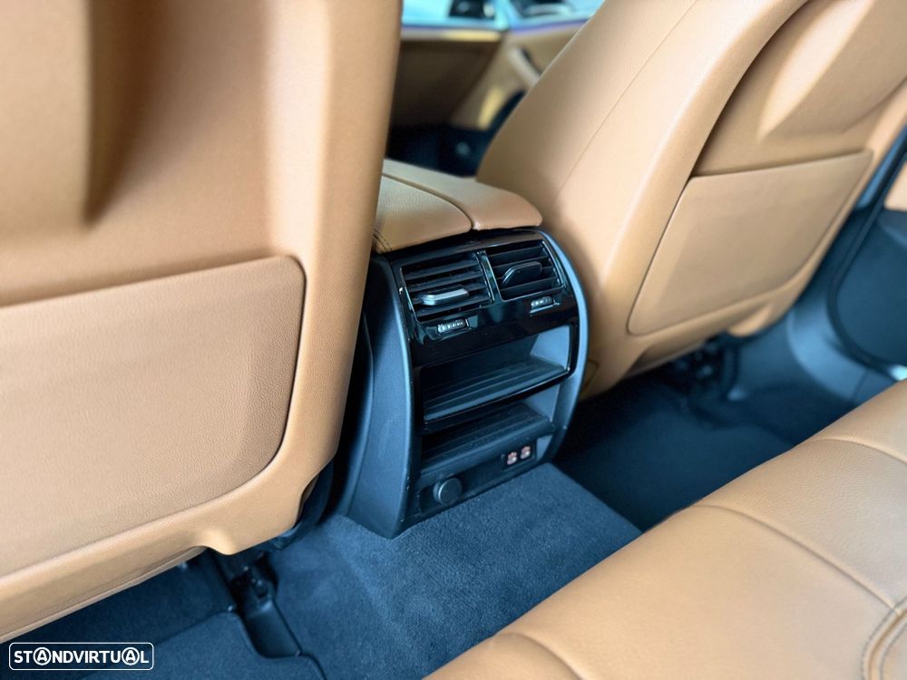 BMW 520 e Aut. Luxury Line - 26