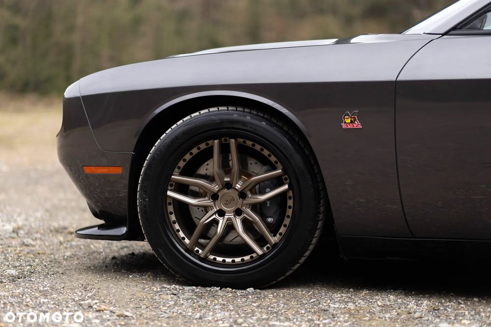 Dodge Challenger 6.4 Scat Pack - 6
