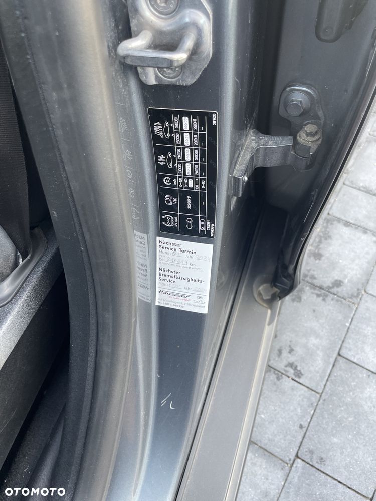 Volvo V40 D3 Summum - 14
