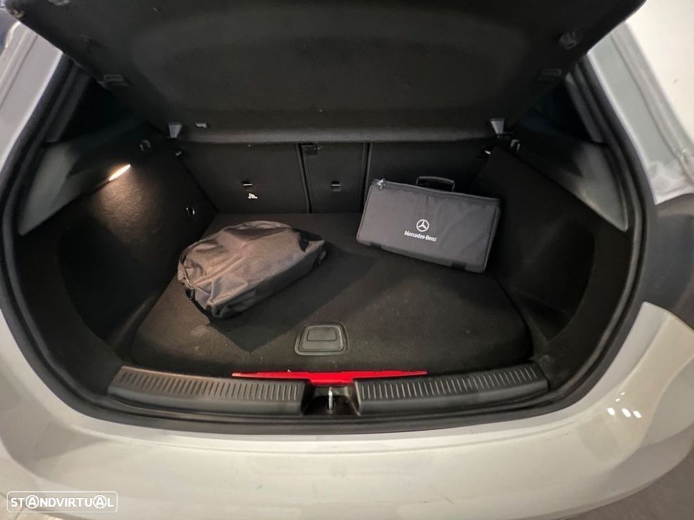 Mercedes-Benz A 250 - 32