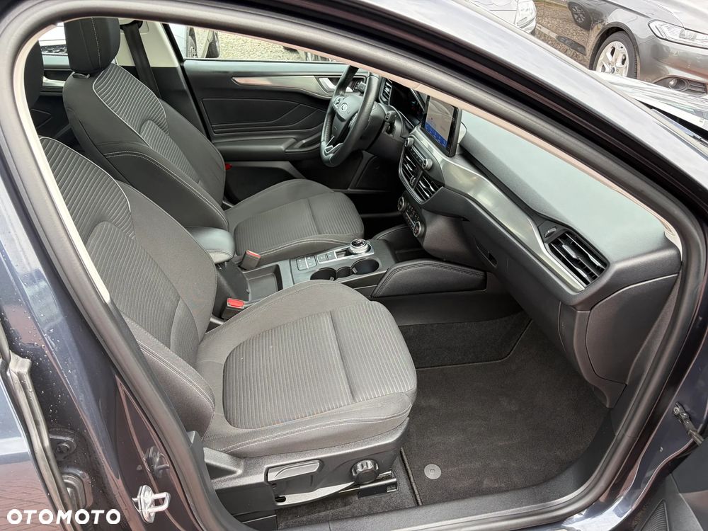 Ford Focus - 16