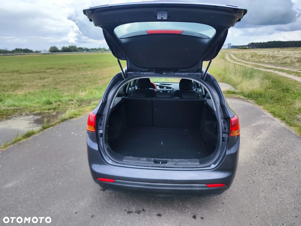 Kia Ceed 1.6 CRDi L - 17