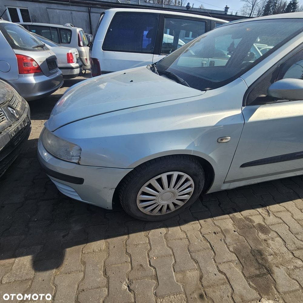 FIAT STILO SW 1.9 JTD, kombi 2006r 1,9 D 88 kW / 120 KM (kod lak: 745) pojazd na części: maska, zderzak, drzwi, szyby, lusterka, chłodnica ... - 3
