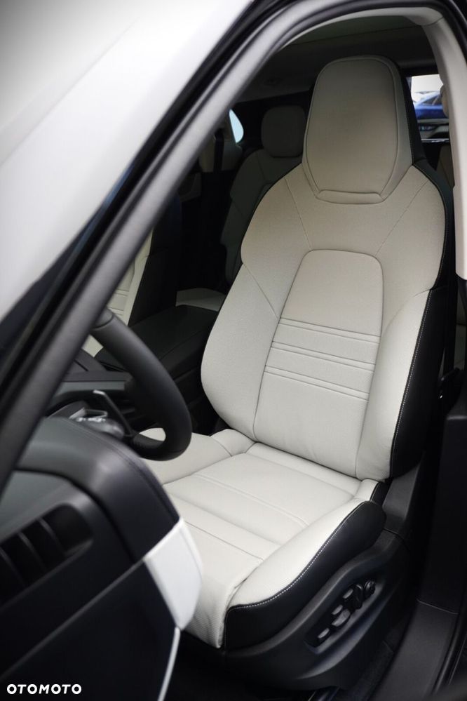 Porsche Cayenne S - 13