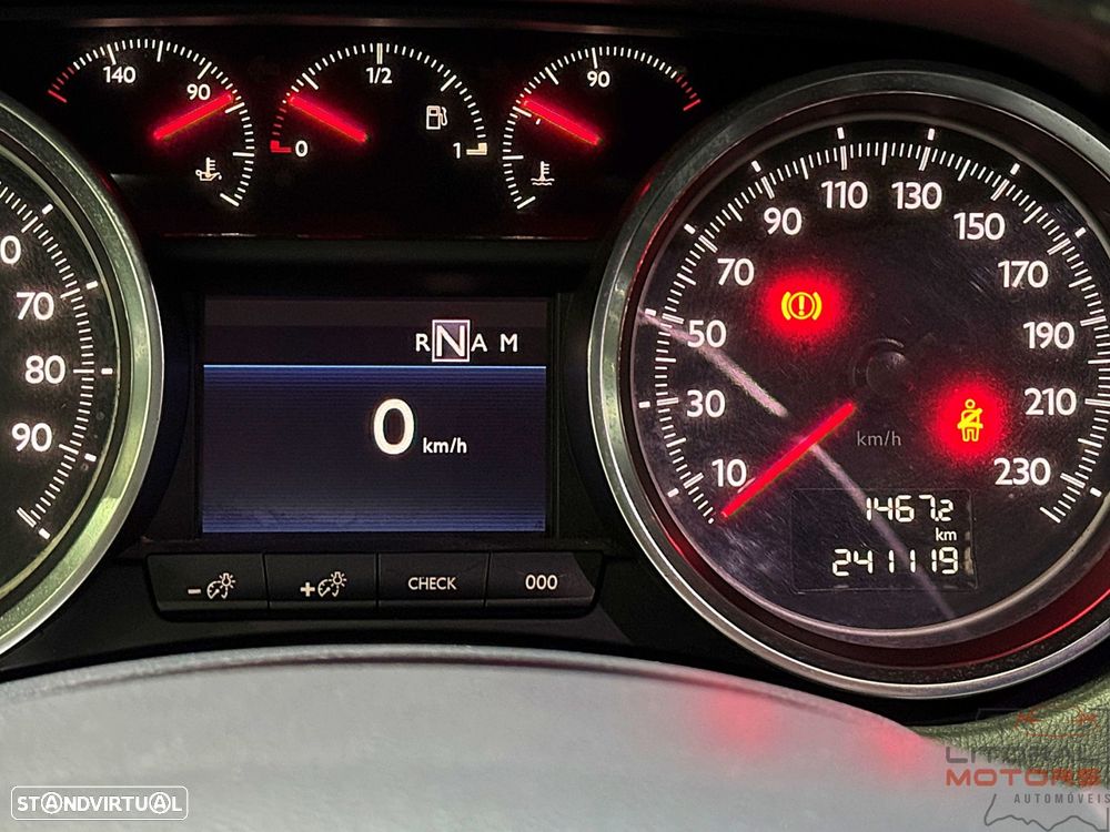 Peugeot 508 RXH 2.0 HDi Hybrid4 2-Tronic - 27