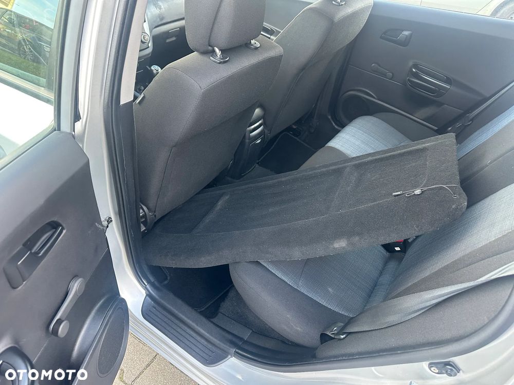Kia Ceed 1.4 L - 17