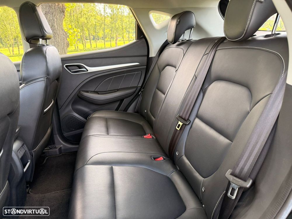 MG ZS EV 44.5 kWh Luxury - 20