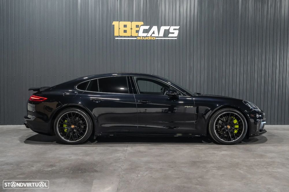 Porsche Panamera 4 E-Hybrid Platinum Edition - 5