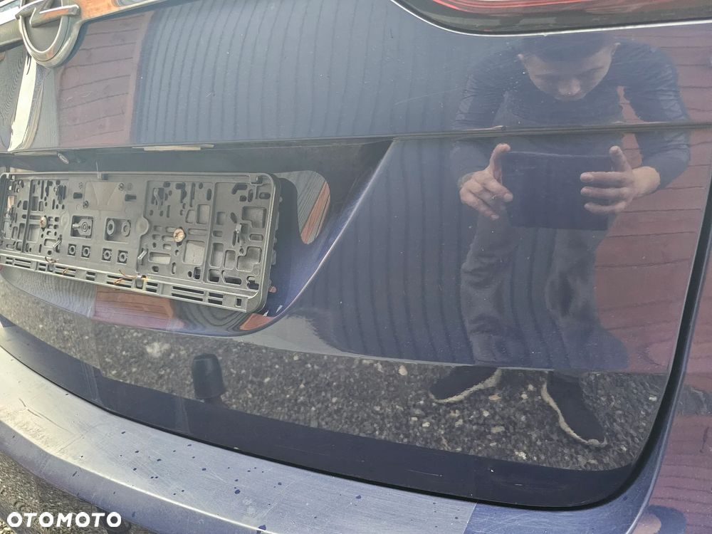KLAPA BAGAŻNIKA TYŁ OPEL ZAFIRA C 20Z - 12