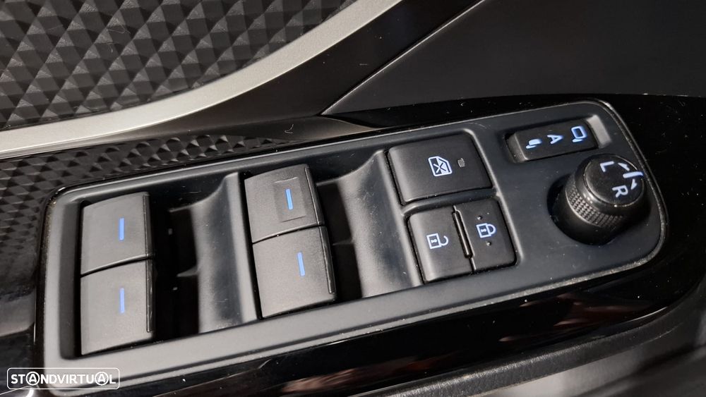 Toyota C-HR 1.8 Hybrid Square Collection - 19