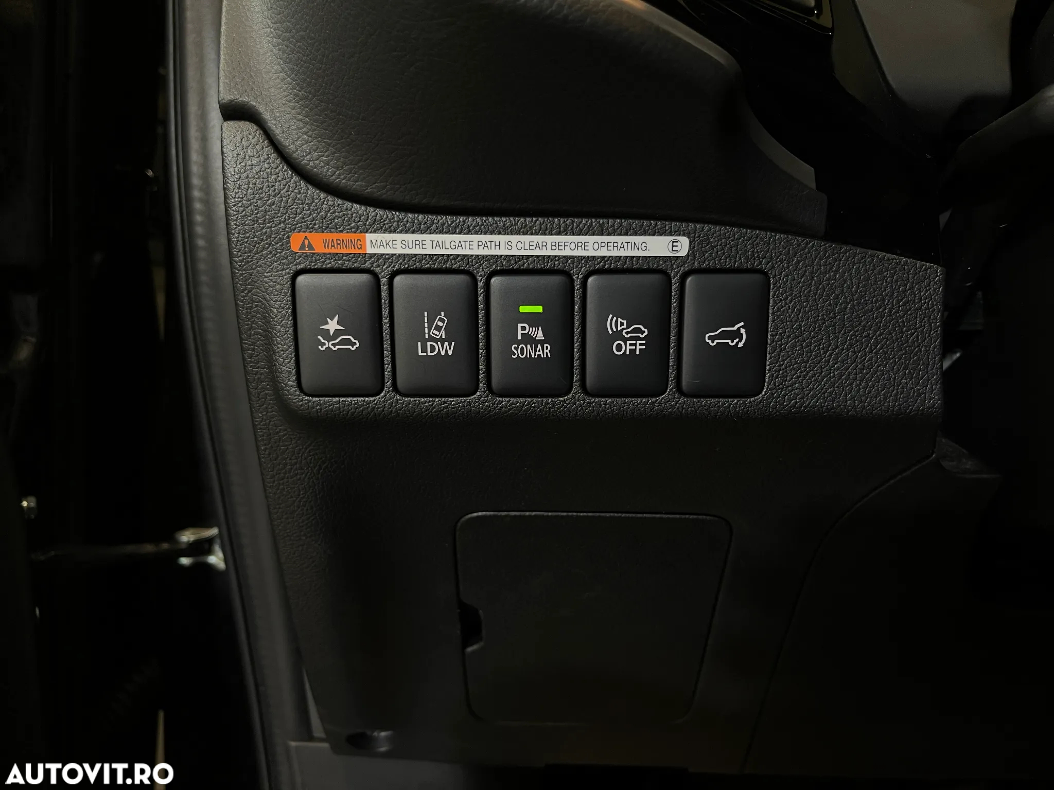 Mitsubishi Outlander 2.4 4WD Plug-In Hybrid Top - 22