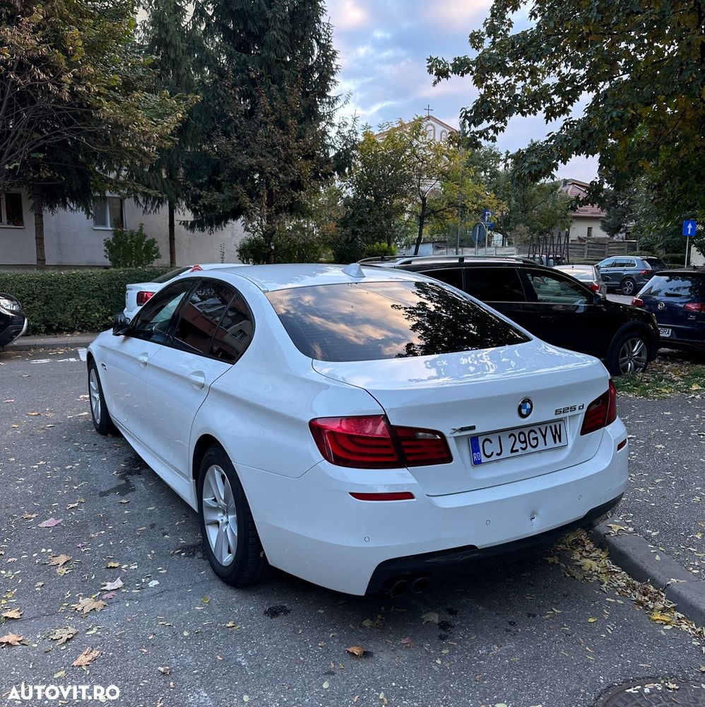 BMW Seria 5 525d xDrive AT - 6