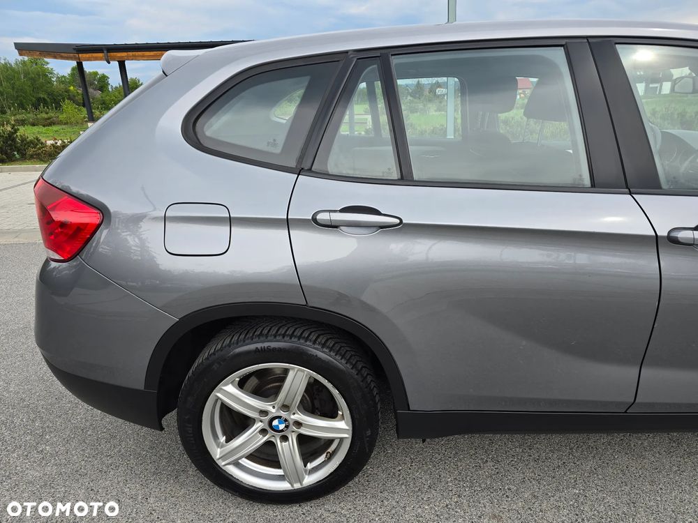 BMW X1 sDrive18d xLine - 34