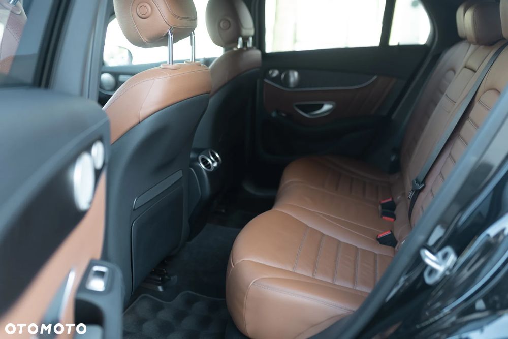 Mercedes-Benz GLC - 15