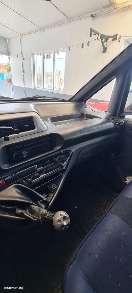 Peugeot Expert 220 C 1.9 D - 6