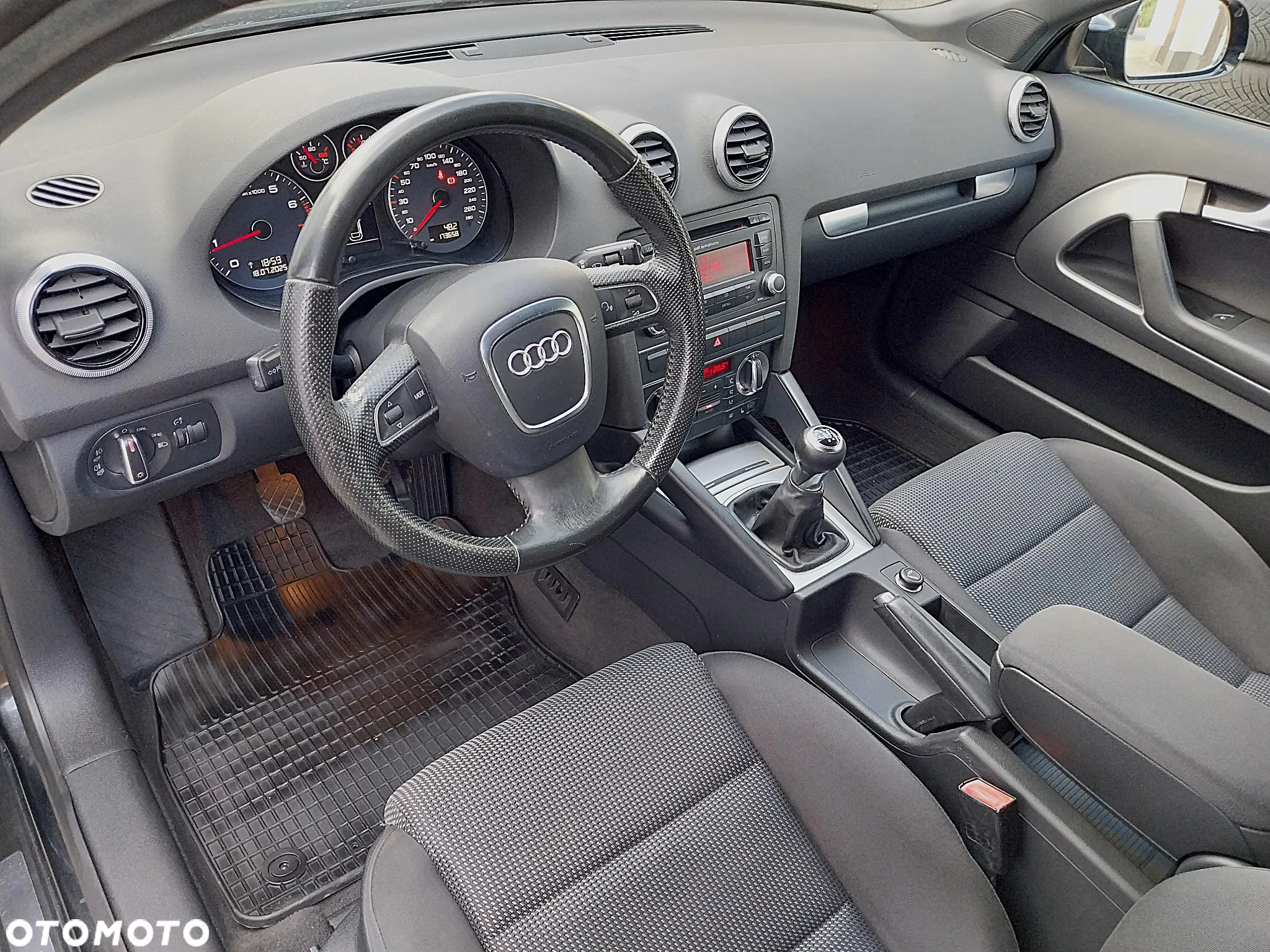 Audi A3 1.6 Limited Edition - 13