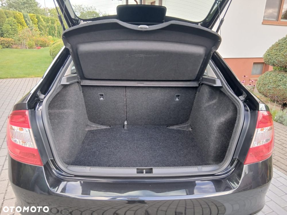 Skoda RAPID 1.4 TSI Ambition DSG - 5