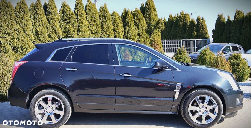 Cadillac SRX - 4