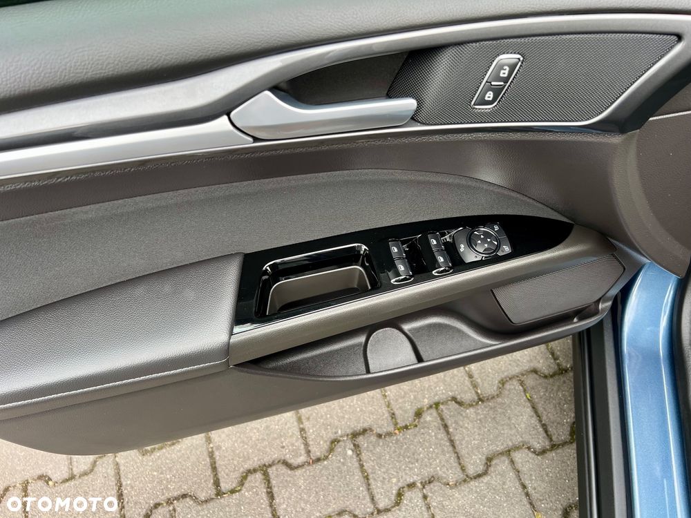Ford Mondeo - 13