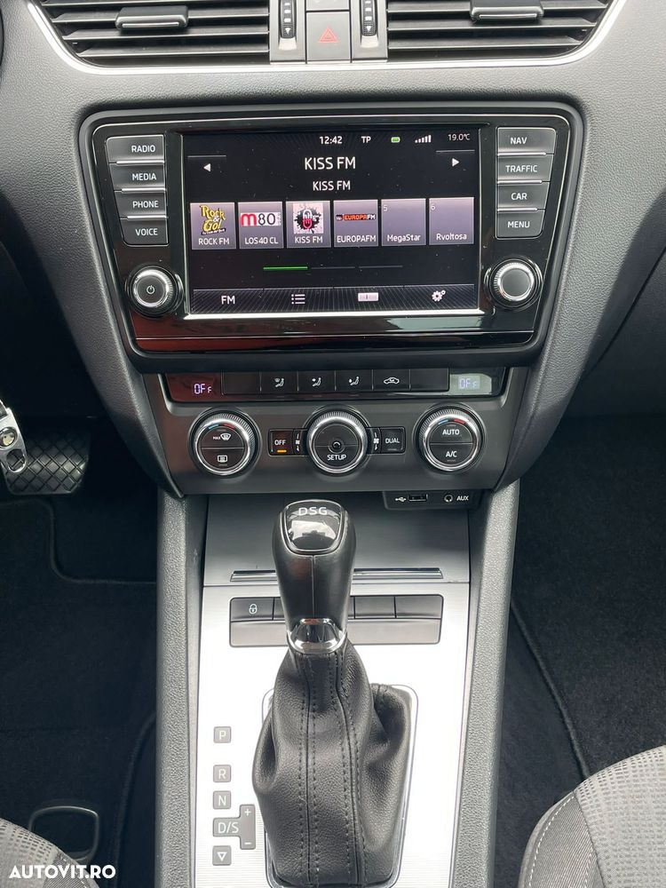 Skoda Octavia 2.0 TDI DSG Ambition - 8