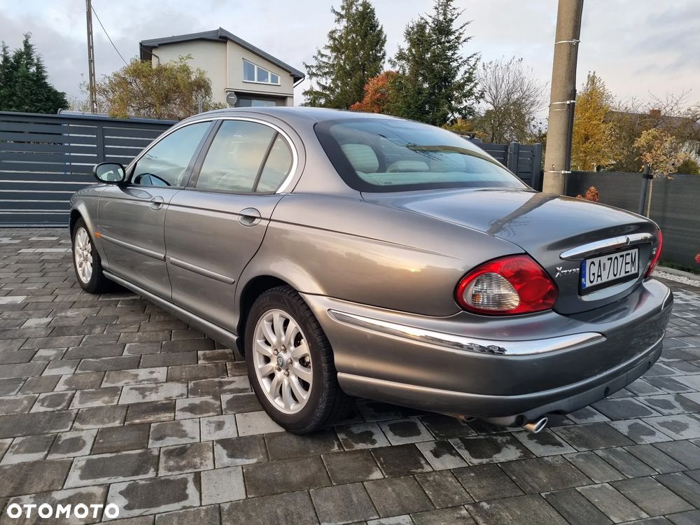 Jaguar X-Type Estate 2.5 V6 4x4 Executive - 10